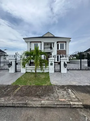 Furnished 5bdrm Mansion in Private Estate Lekki for sale