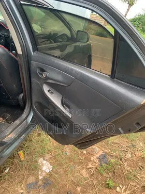 Toyota Corolla 2010 Green