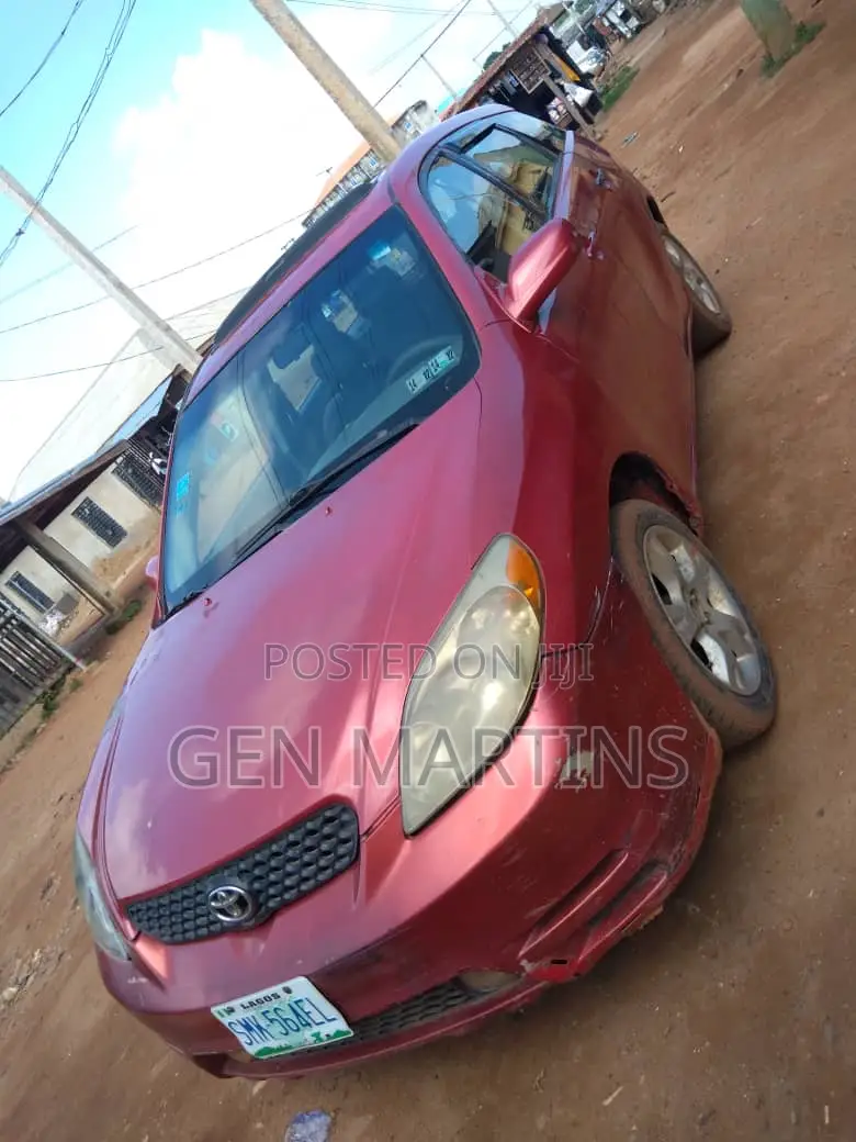 Toyota Matrix 2004 Red
