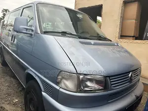 Volkswagen Transporter 2004 Blue