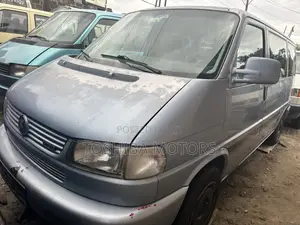 Volkswagen Transporter 2004 Blue