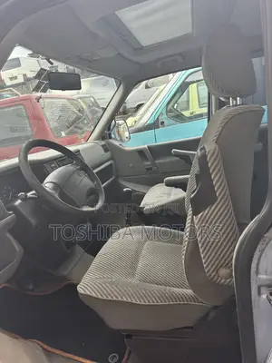 Volkswagen Transporter 2004 Blue