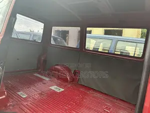 Volkswagen Transporter 2003 Red