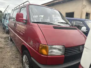 Volkswagen Transporter 2003 Red
