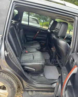 Toyota Highlander Limited 2012 Gray
