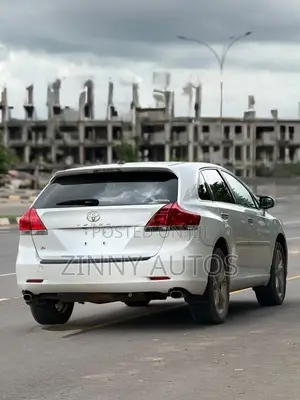Toyota Venza Limited 2010 White