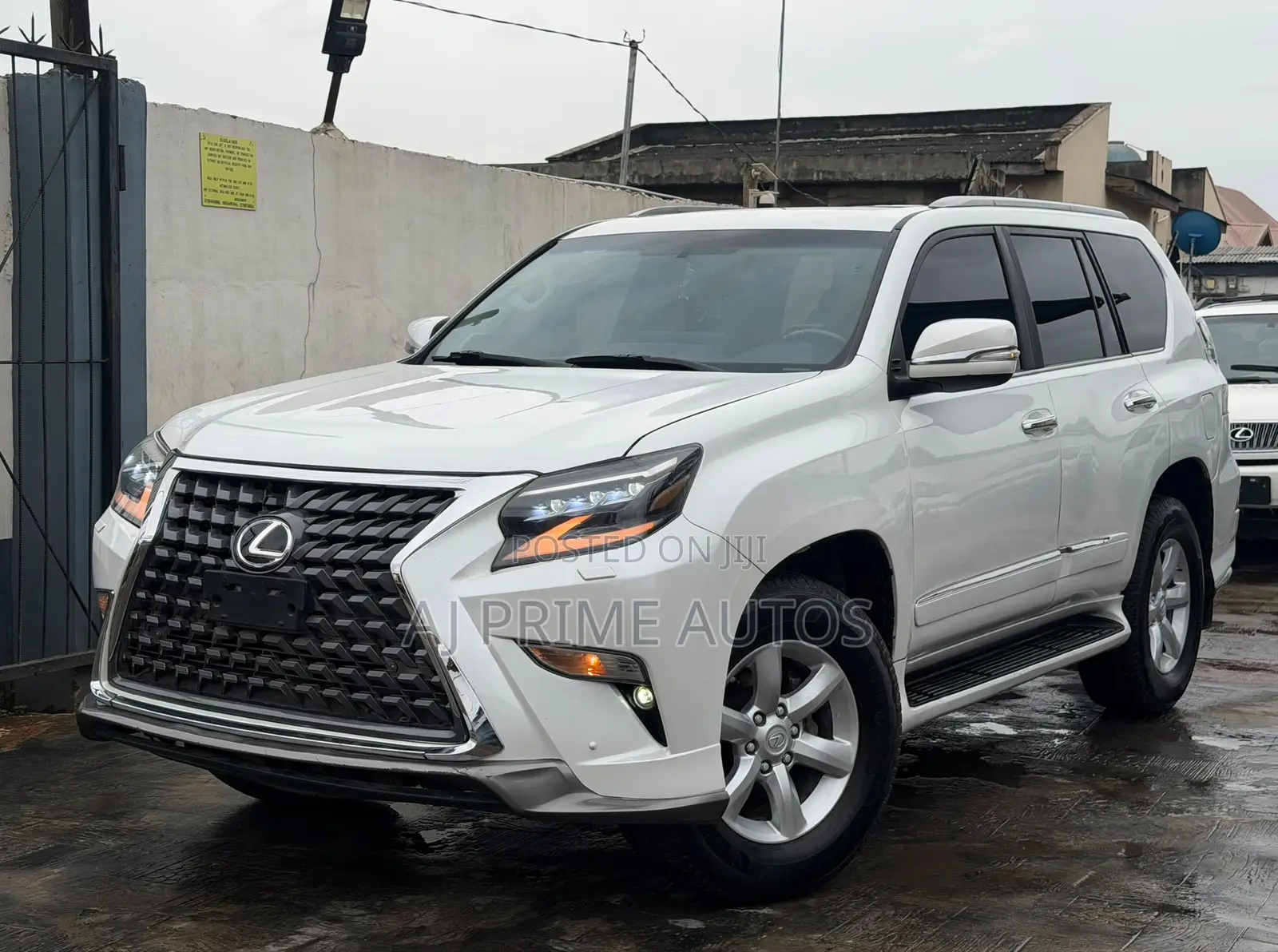 Lexus GX 460 Luxury 2015 White
