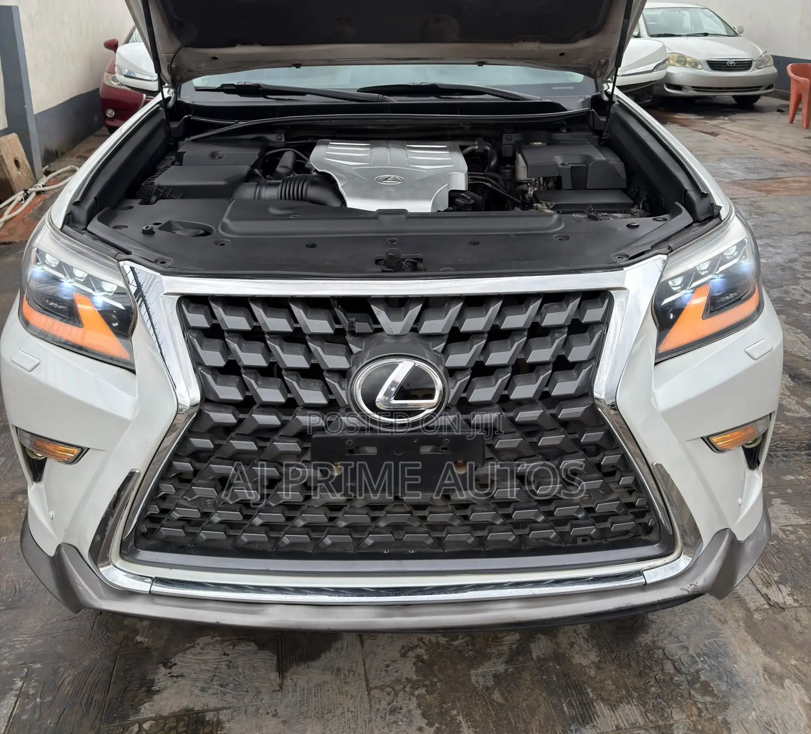 Lexus GX 460 Luxury 2015 White