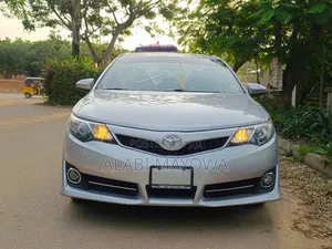 Toyota Camry 2012 Silver