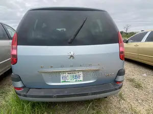 Peugeot 807 2012 Blue