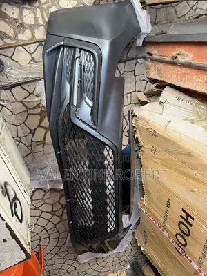 Complete Front Bumper Toyota Corolla 2023 SE