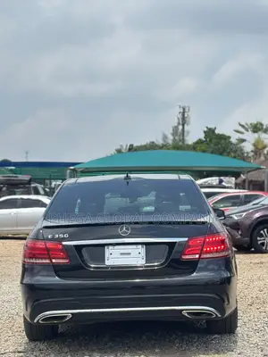 Mercedes-Benz E350 Base 4Matic Sedan AWD (3.5L 6cyl 7A) 2014 Black