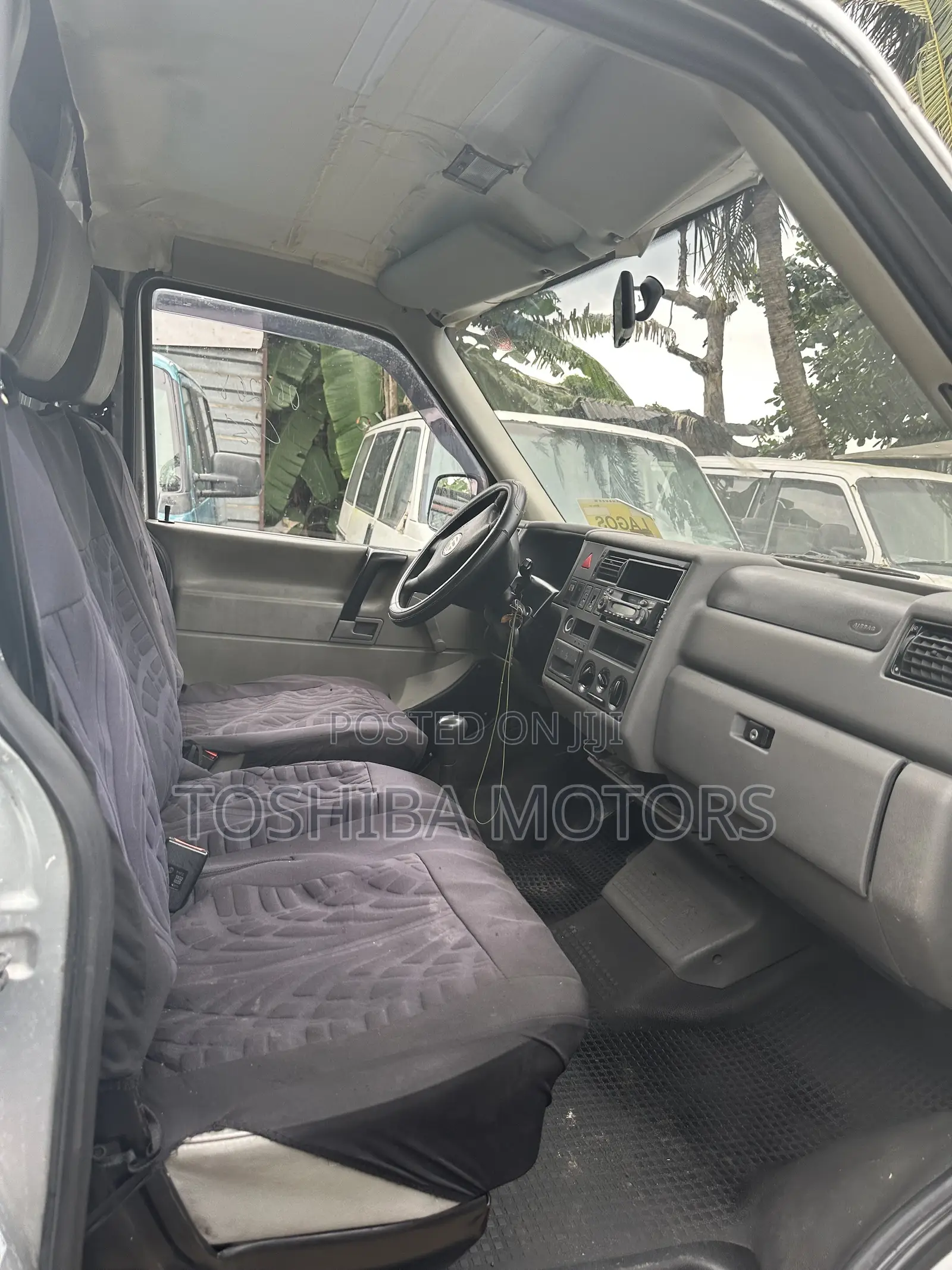 Volkswagen Transporter 2004 White