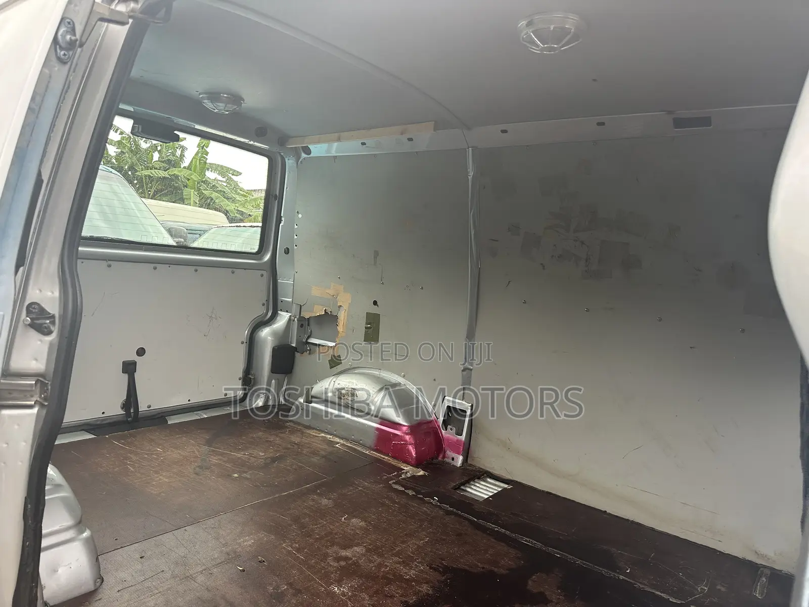 Volkswagen Transporter 2004 White