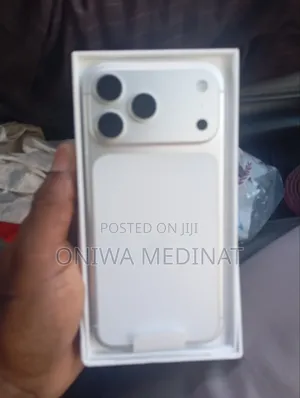 New Apple iPhone 17 Pro Max 256 GB Gray