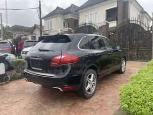 Porsche Cayenne S 2013 Black