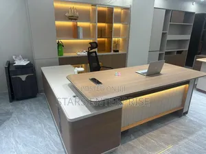 Office Table / Modern Office Desk