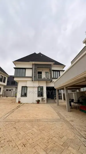 Furnished 3bdrm Apartment in Kolapo Ishola Gra., Akobo for rent