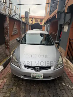 Honda Accord Automatic 2005 Silver