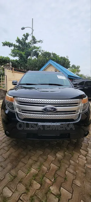 Ford Explorer XLT 4dr 4x4 (3.5L 6cyl 6A) 2013 Black