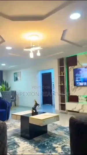 3bdrm Apartment in Opposite Buena Vista, Lagos Island / Lagos Island