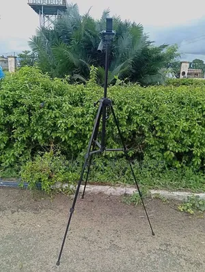 F-3366tt Camera/Phone Tripod Stand.5.0ft Tall