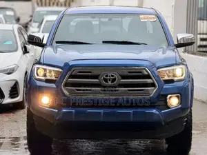 Toyota Tacoma 4dr Double Cab 2016 Blue