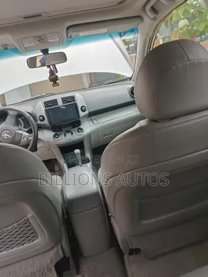 Toyota RAV4 2009 Silver