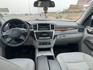 Mercedes-Benz M Class ML 550 4Matic 2013 Black