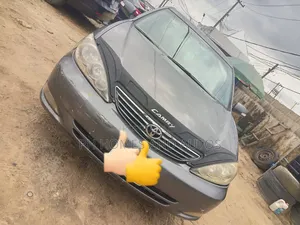 Toyota Camry 2004 Gray