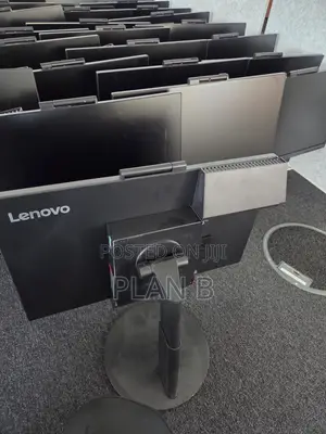 Lenovo ThinkCentre Tiny-in-One Gen 3