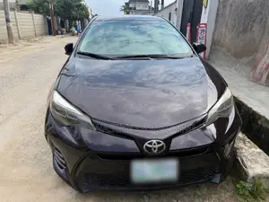 Toyota Corolla 2015 Brown