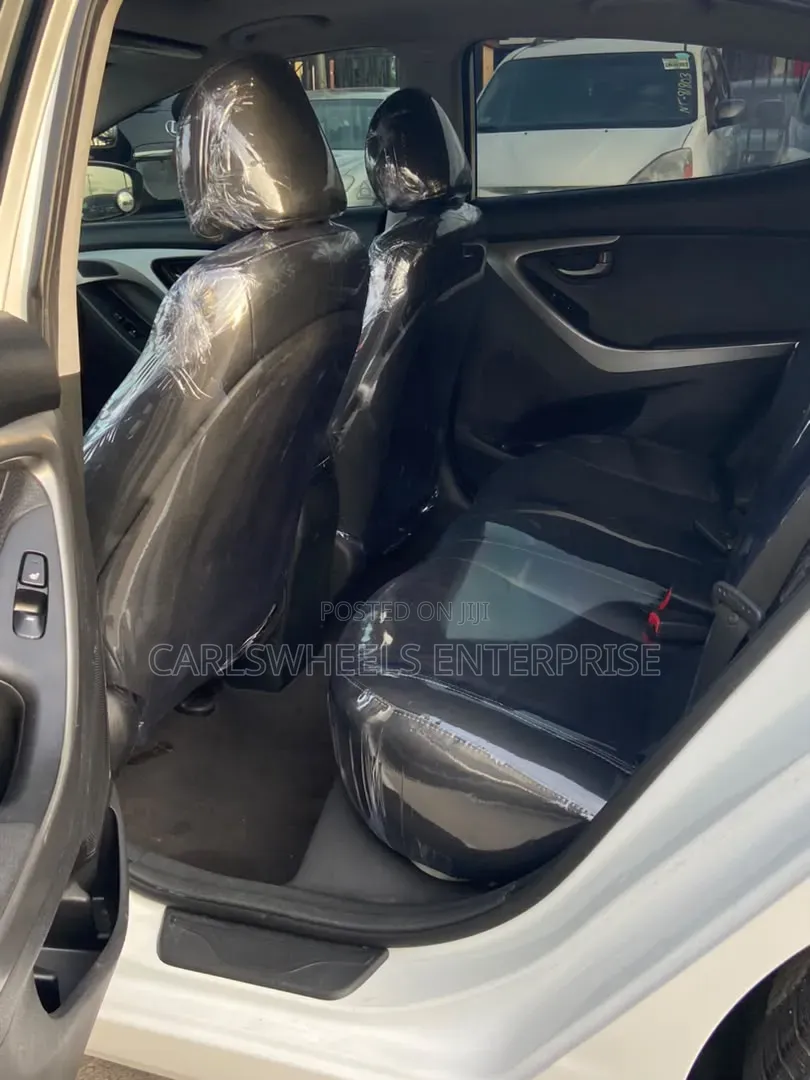 Hyundai Elantra 2014 White