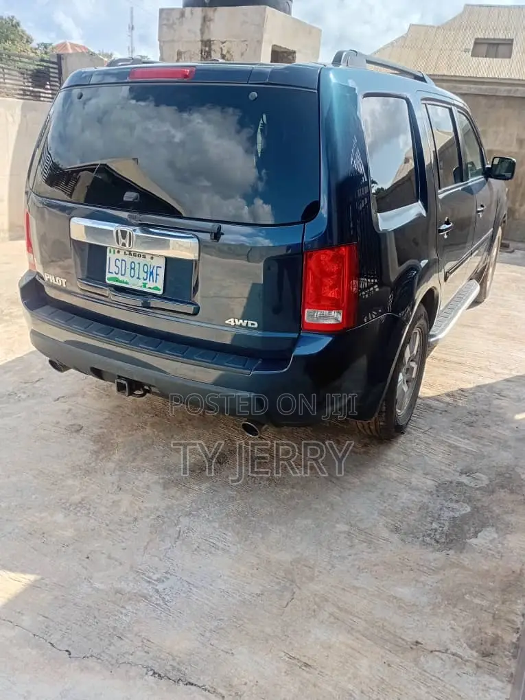 Honda Pilot 2012 Blue