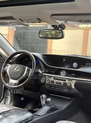Lexus ES 2014 Silver