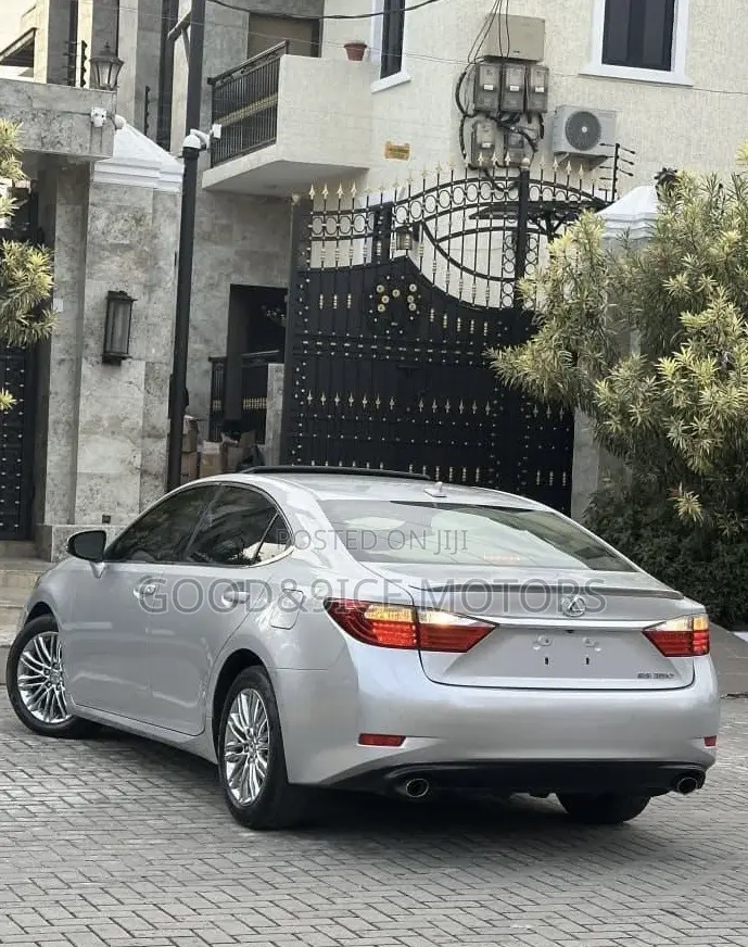Lexus ES 2014 Silver