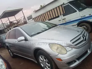 Mercedes-Benz R-Class 2009 Silver