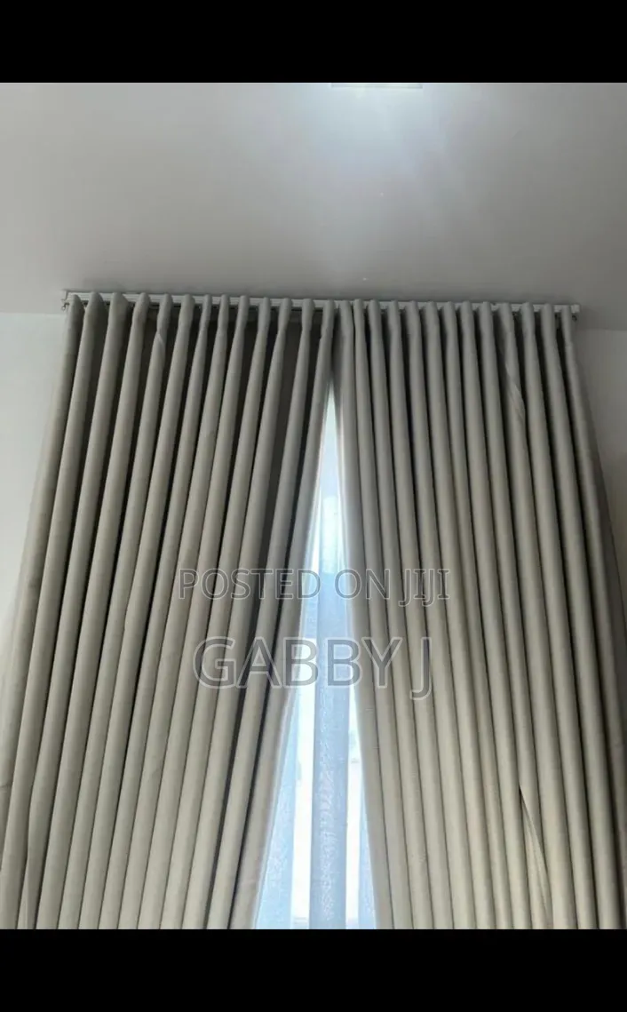 Curtains and Window Blinds