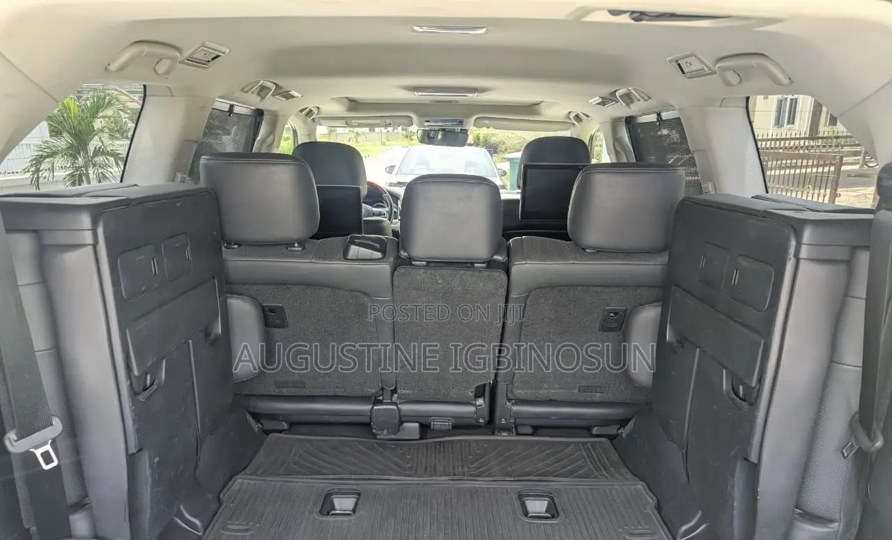Lexus LX 2021 Gold