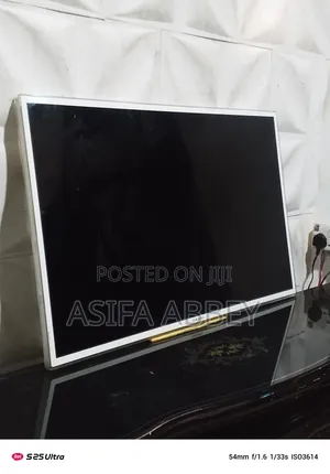 Samsung 40 Inches Ultra Slim