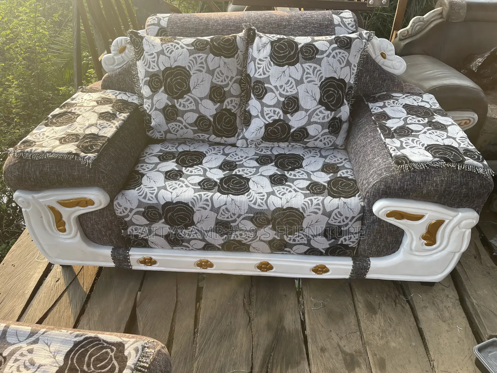 Royal Set 7 Sitters