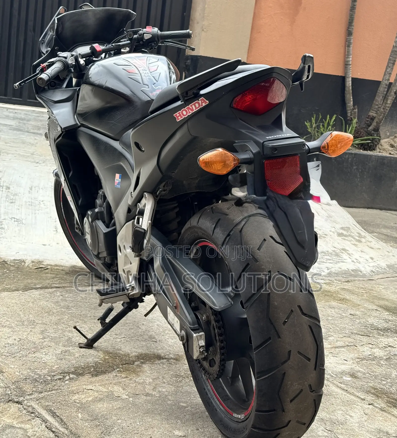 Honda CBR 2014 Blue