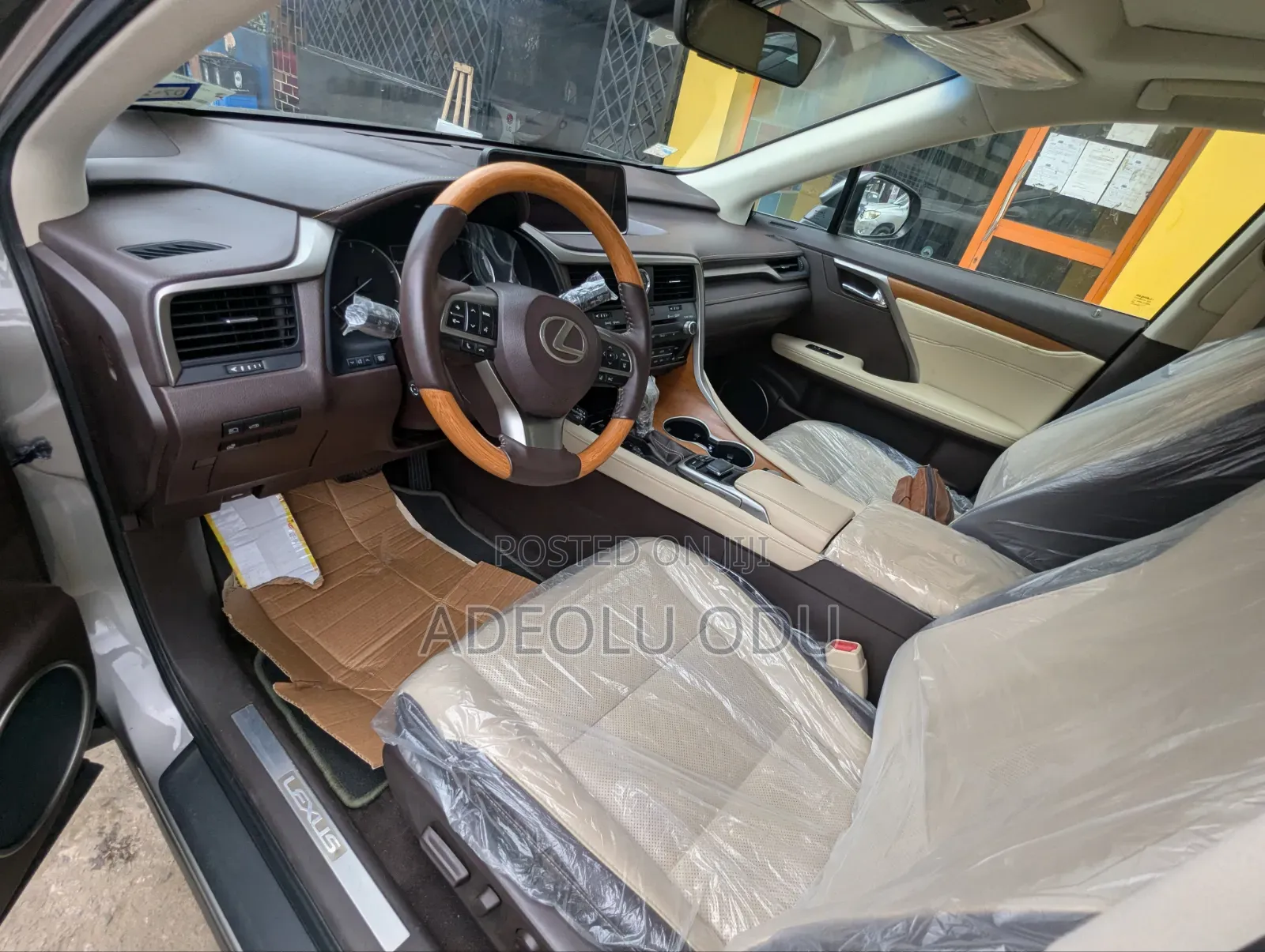 Lexus RX 2017 Gold