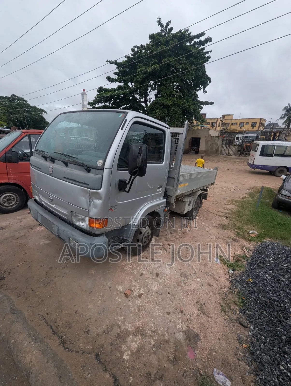 Nissan Civilian 2004 Silver