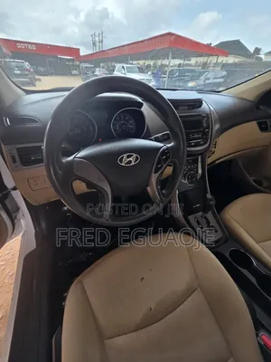 Hyundai Elantra 2013 White