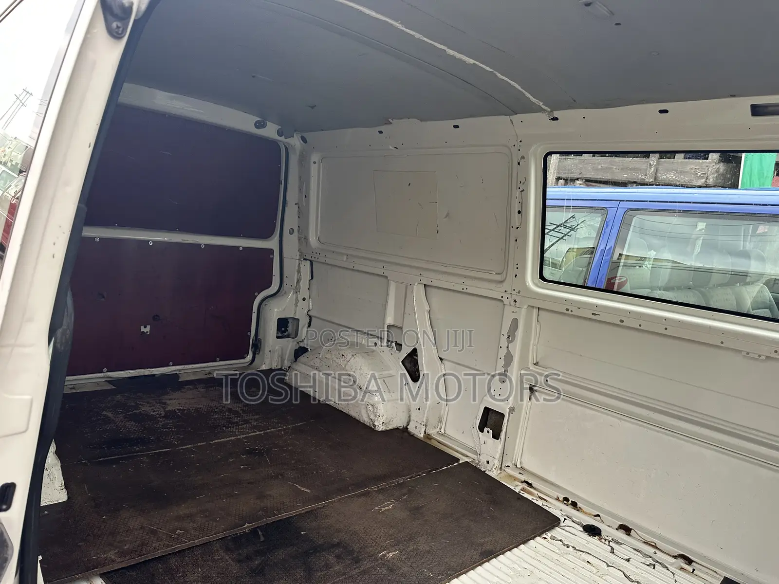 Volkswagen Transporter 2005 White