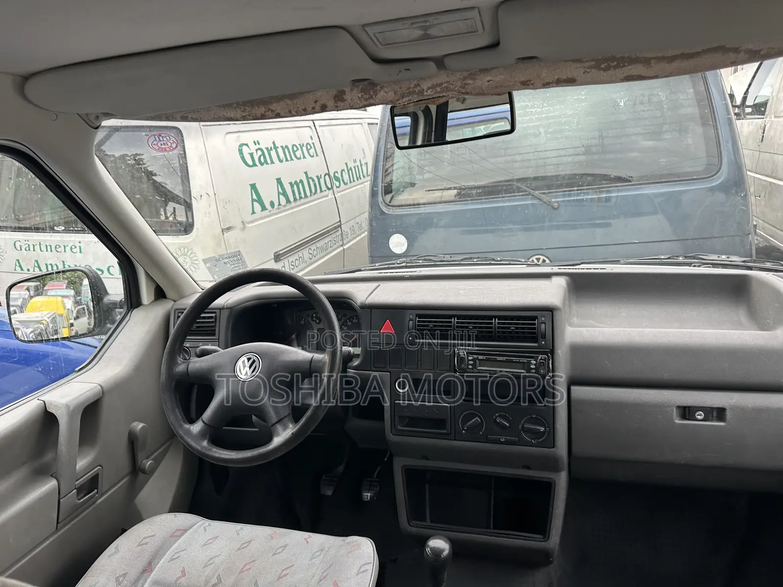 Volkswagen Transporter 2005 White