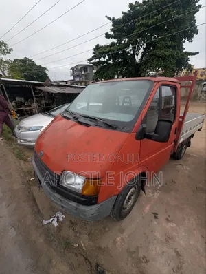 Ford Transit 2003 Red