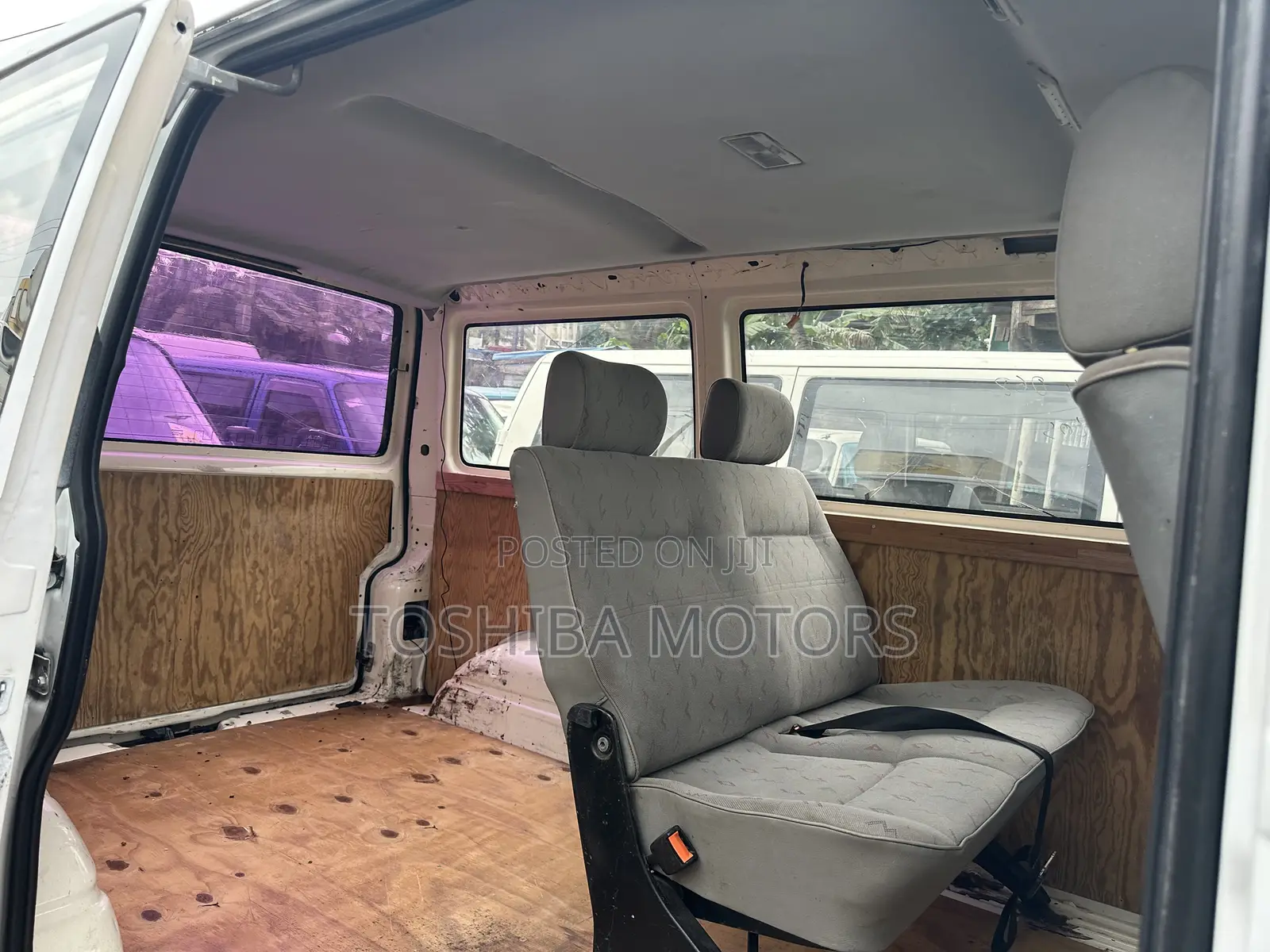 Volkswagen Transporter 2004 White
