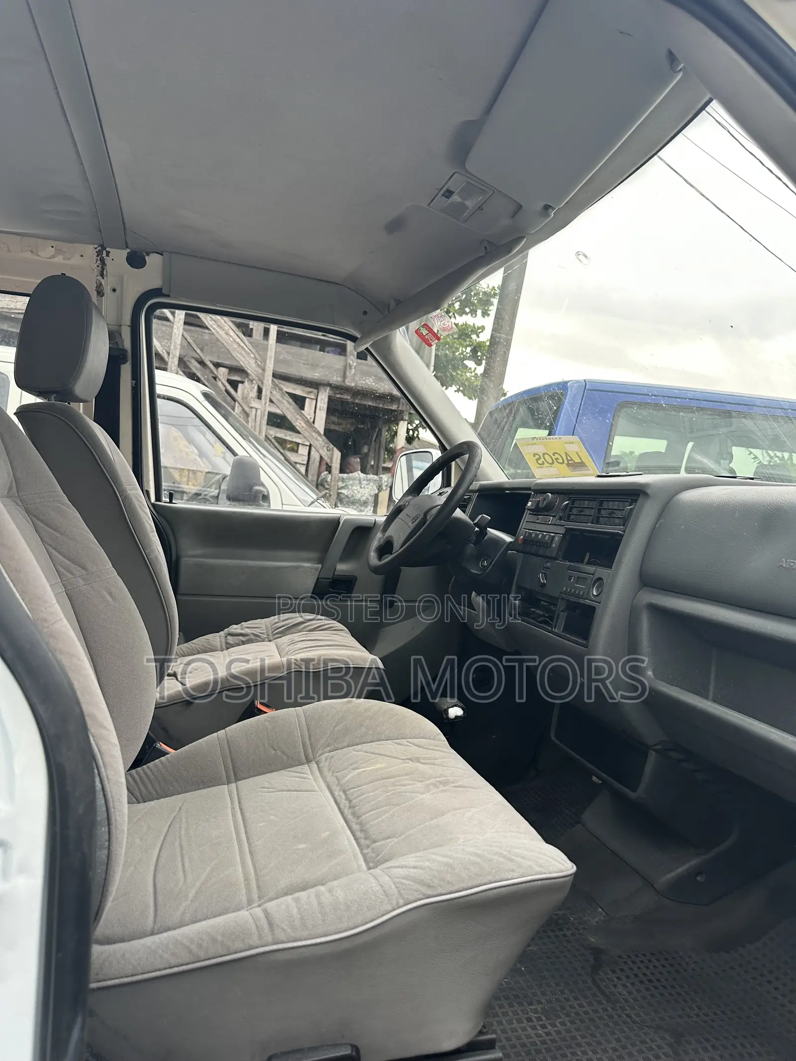 Volkswagen Transporter 2004 White
